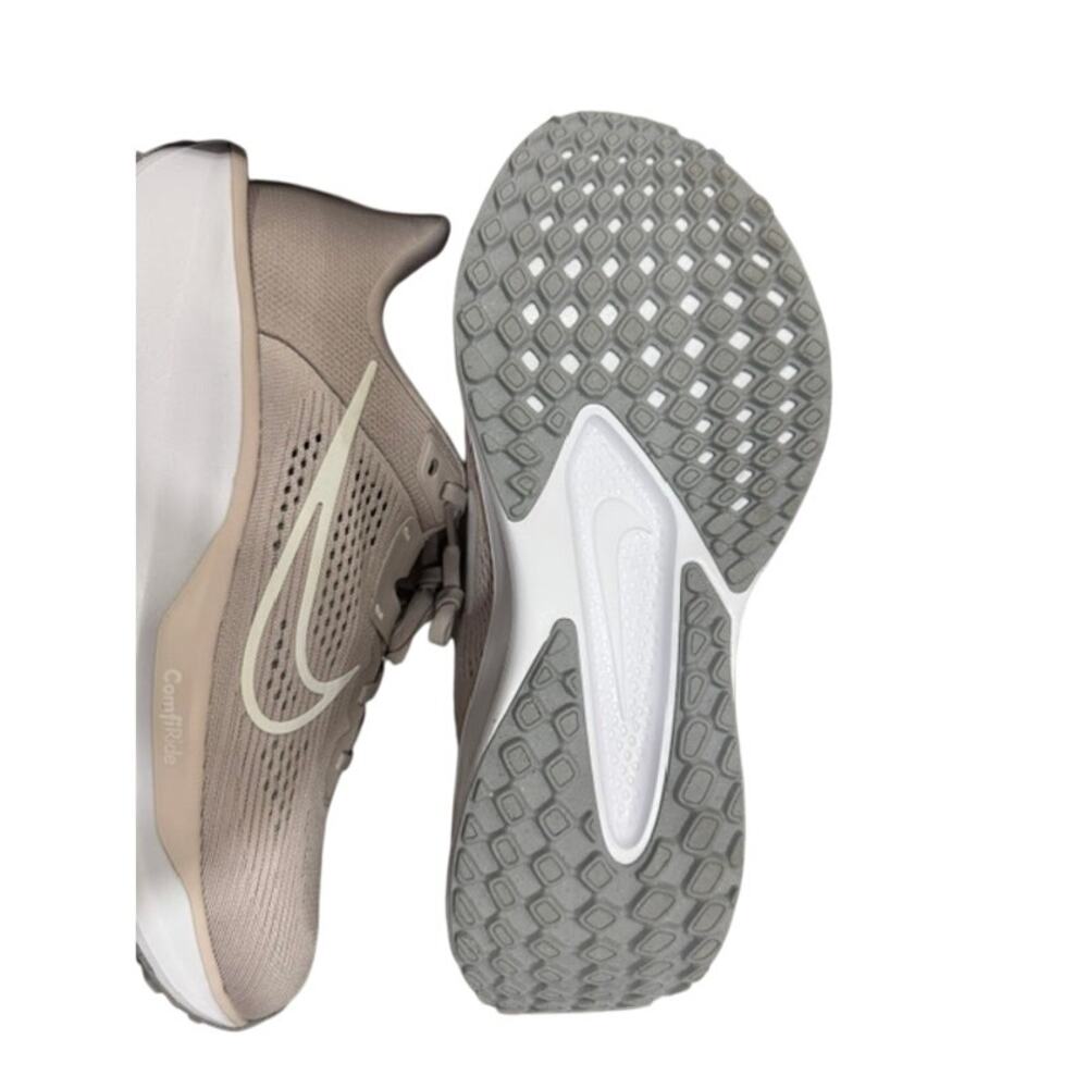 Nike Quest 6 Women's Road Running Shoes - Picture 2 of 7